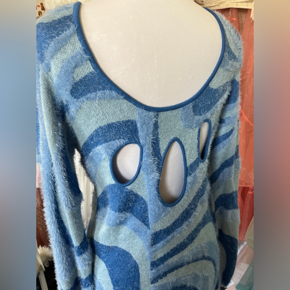 House of Sunny 🌞 custom the blue moon dress in sea blue - Picture 4 of 6